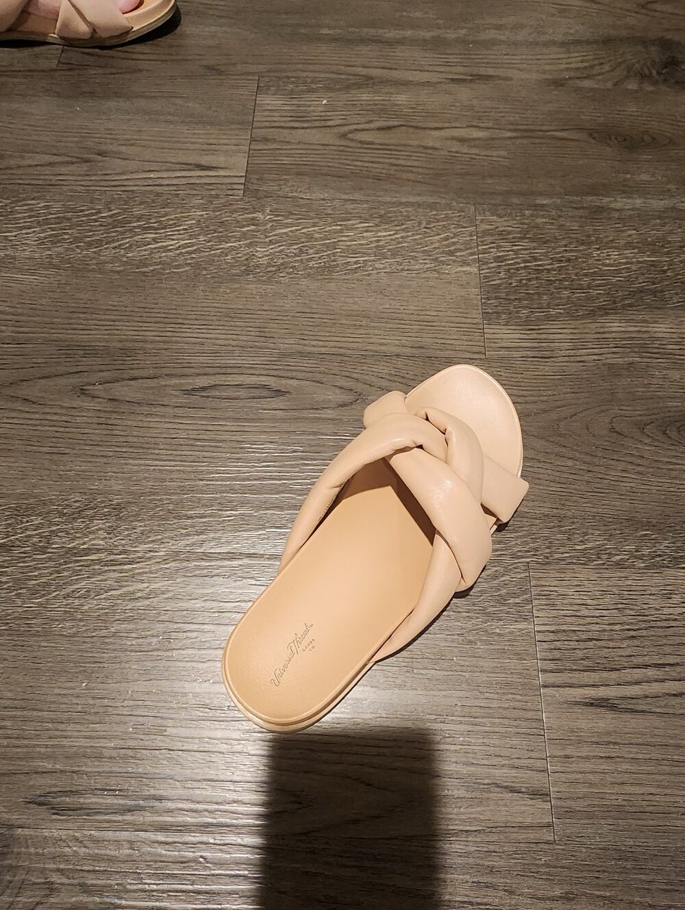 Universal Threads Sandals - Picture 5 of 5